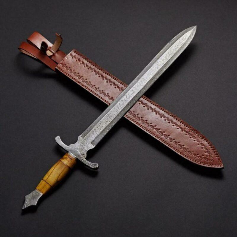 Custom Handmade Damascus Steel Sword Battle Ready