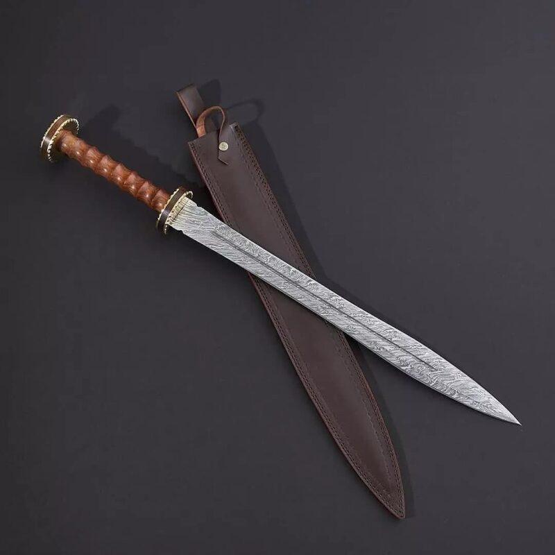 Customized Handmade Damascus Steel Sword