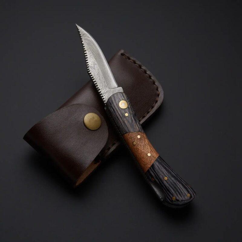 Damascus Pocket Folding Knife – A Masterpiece of Craftsmanship!