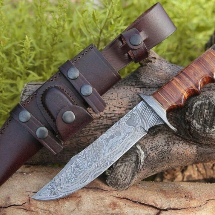 Premium Handcrafted Damascus Bowie Knife
